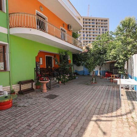 Hostel Osho Tirana Extérieur photo