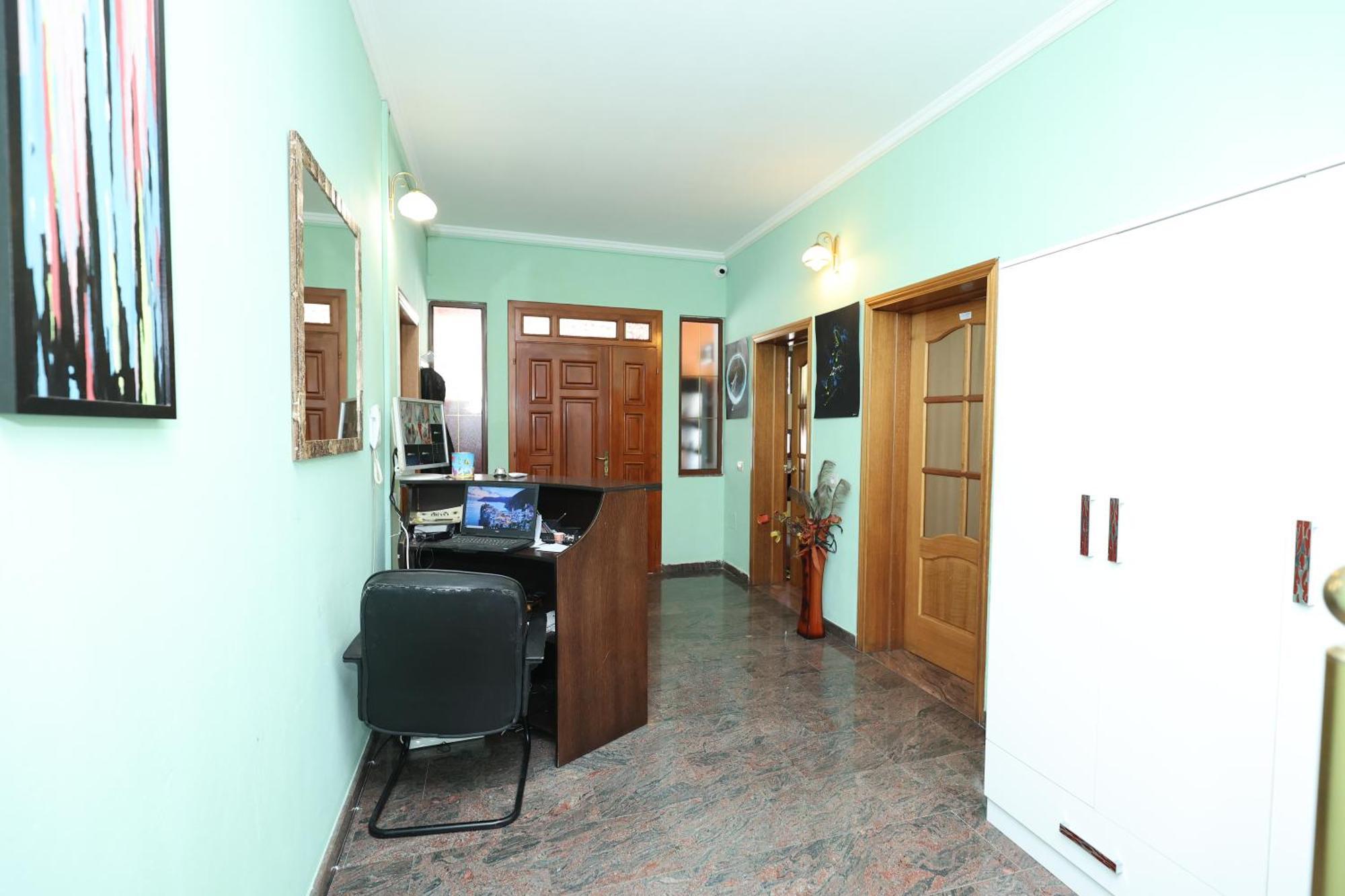 Hostel Osho Tirana Extérieur photo