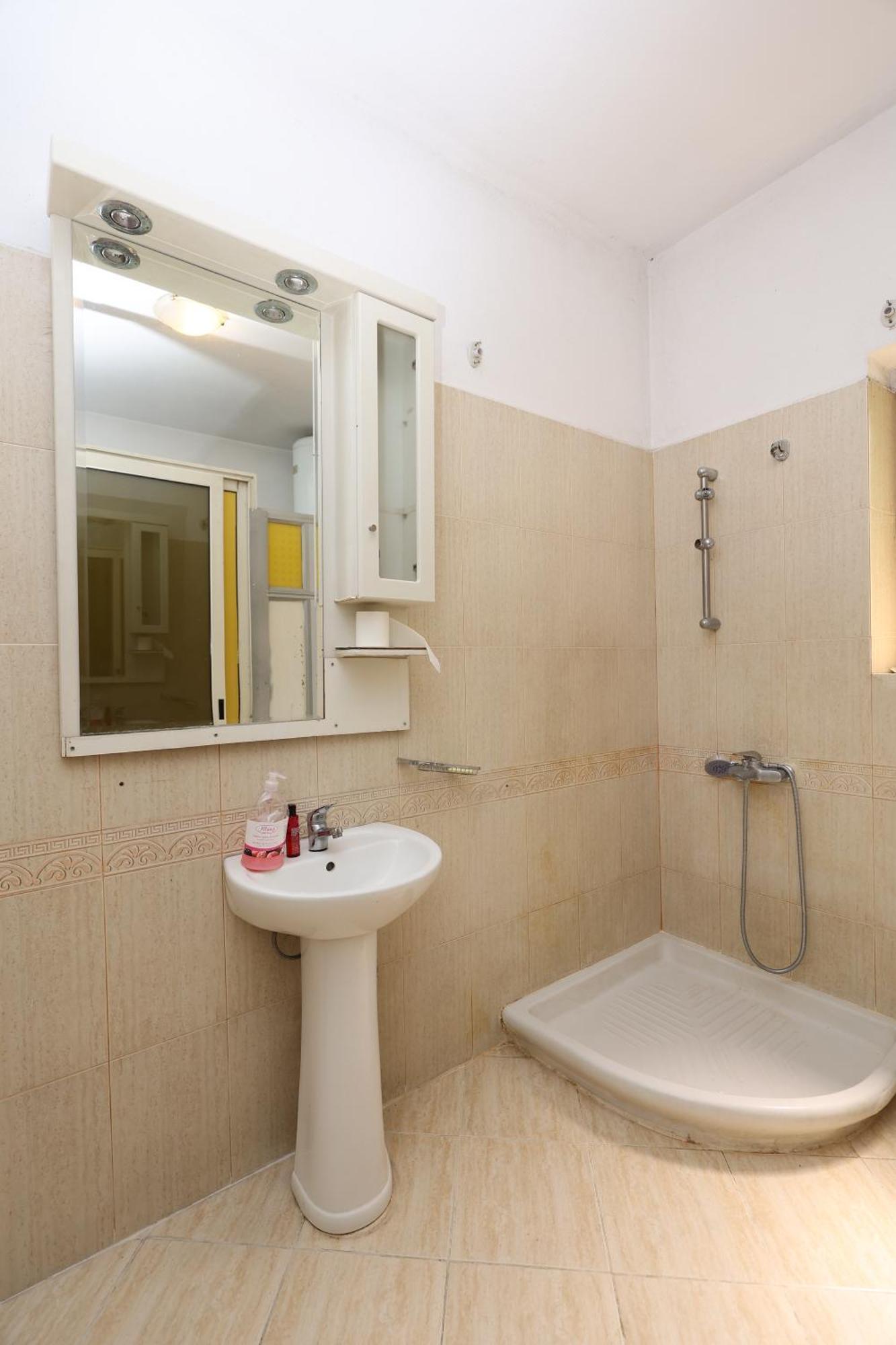 Hostel Osho Tirana Extérieur photo