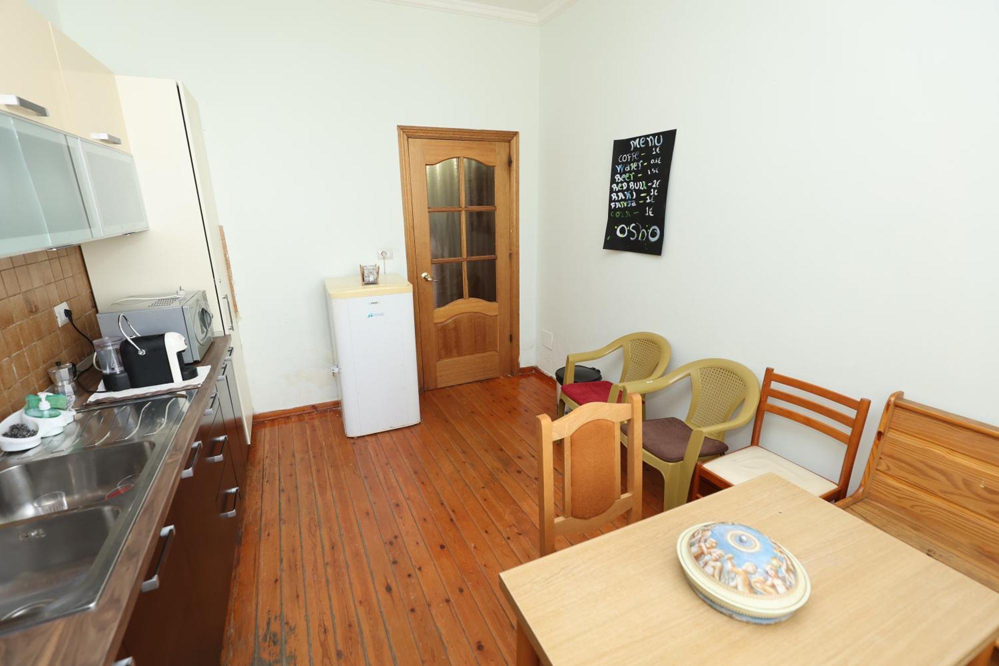 Hostel Osho Tirana Extérieur photo
