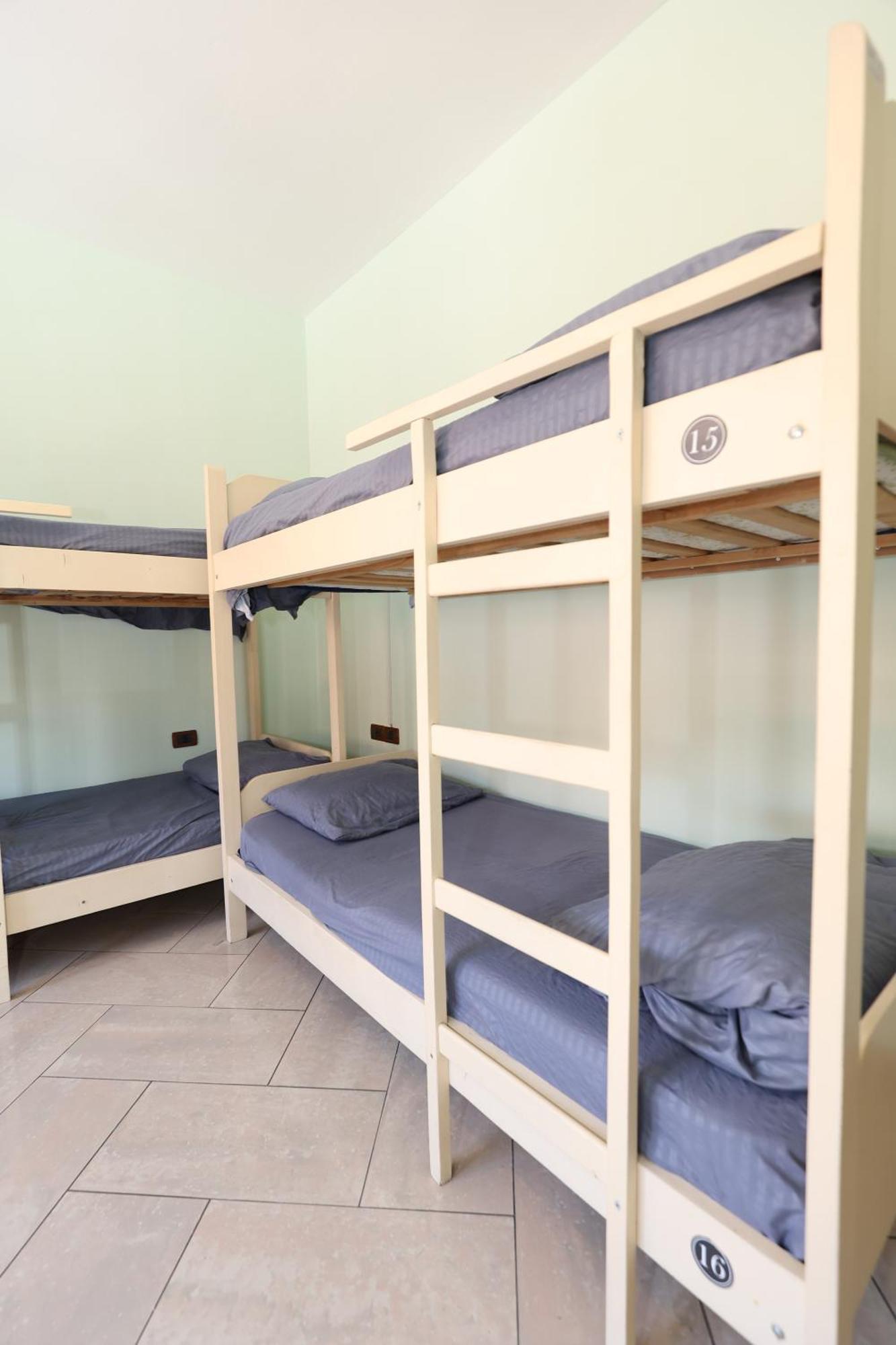 Hostel Osho Tirana Extérieur photo