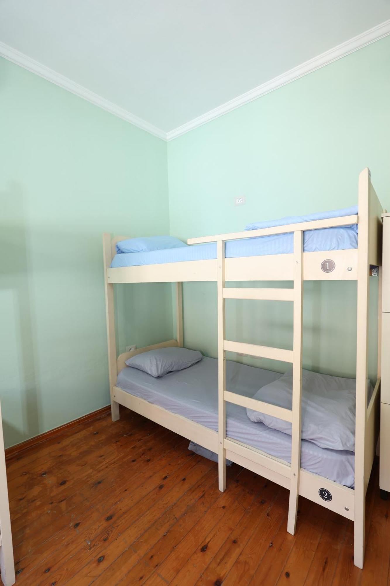 Hostel Osho Tirana Extérieur photo